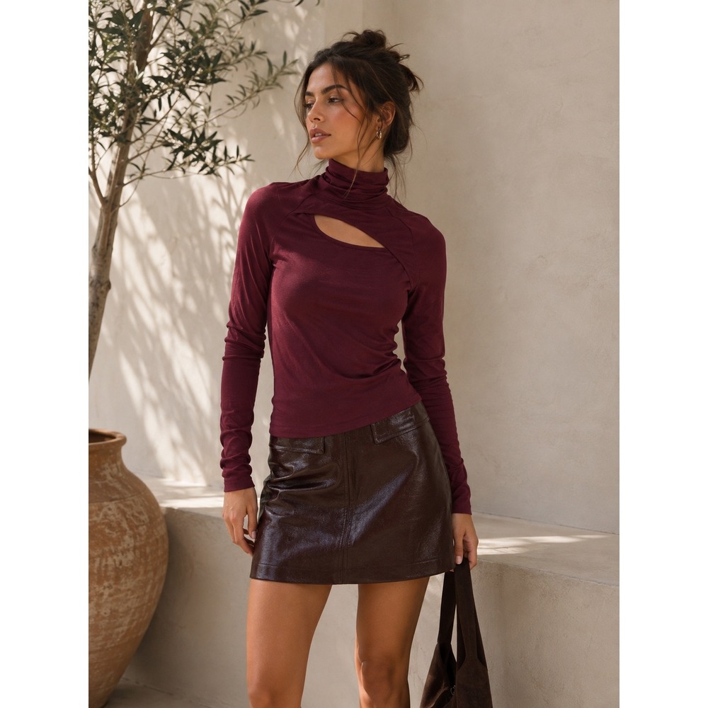 Commense‎ Burgundy Turtleneck Cutout Long Sleeve Fitted Top Size L